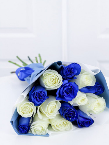 Синие розы микс 15 шт