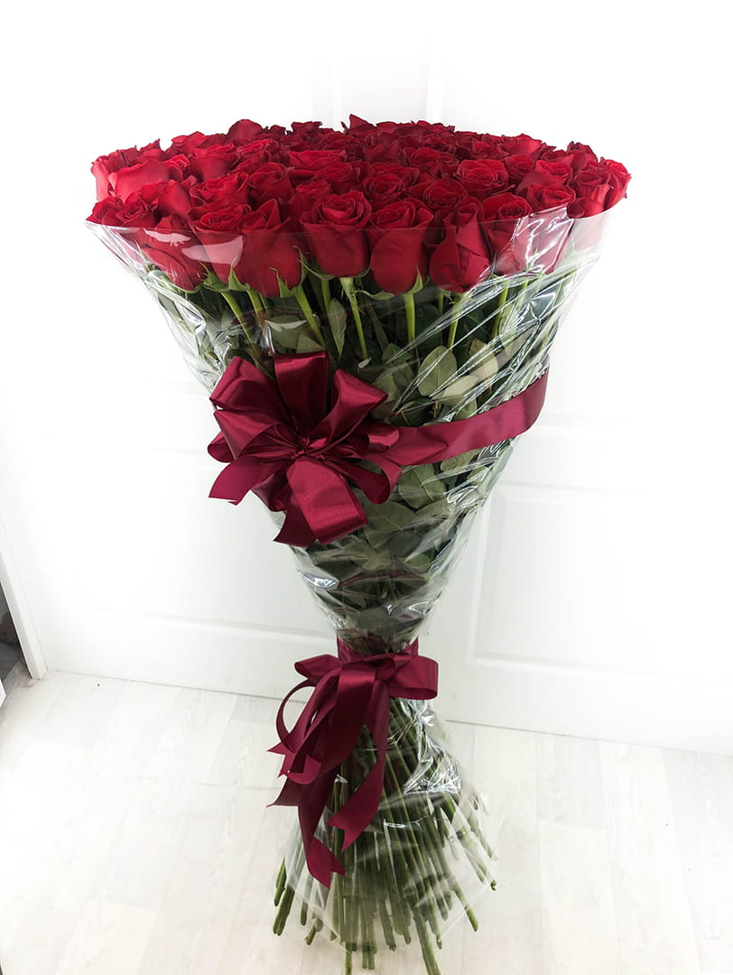 Купить длинные розы в Минске, цены. Длинные розы с доставкой