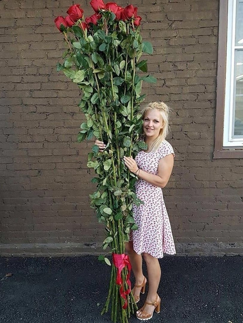 Купить метровые розы цветы иваново с доставкой