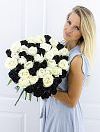 Черные и белые розы микс фото 3
