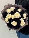 Белые и черные розы микс 25 штук фото 3