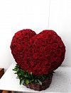 3D сердце из красных роз фото 1